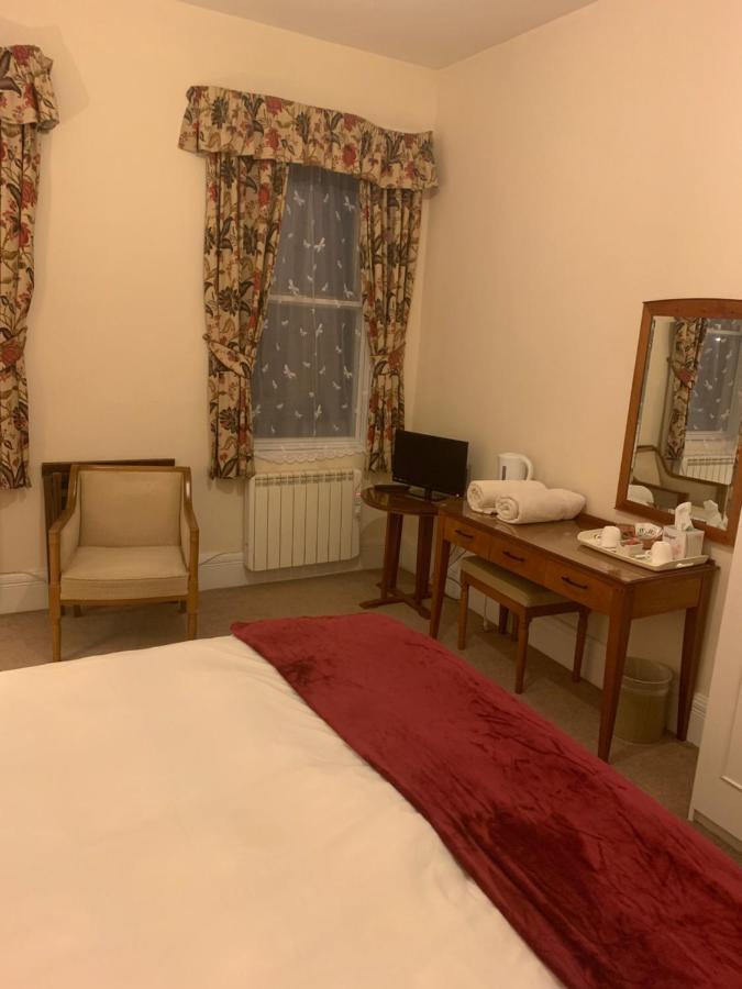 ניופורט The Waterloo Hotel & Bistro מראה חיצוני תמונה