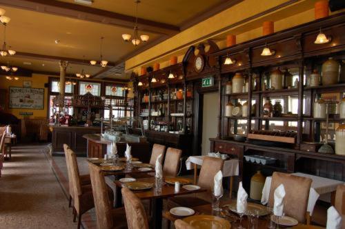 ניופורט The Waterloo Hotel & Bistro מראה חיצוני תמונה